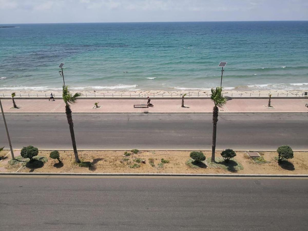 Big Seafront Apartment In Saida Lebanon ภายนอก รูปภาพ