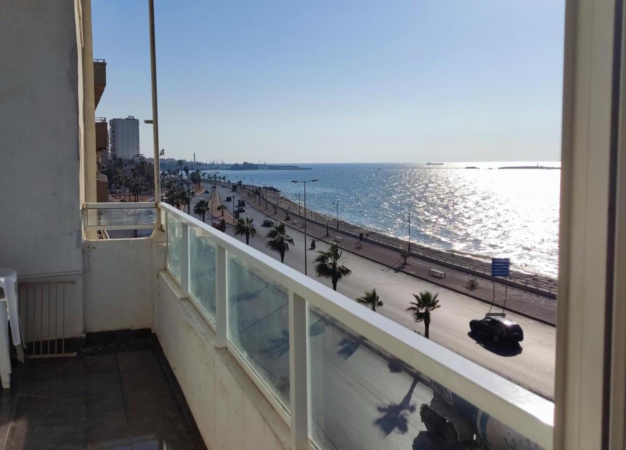 Big Seafront Apartment In Saida Lebanon ภายนอก รูปภาพ